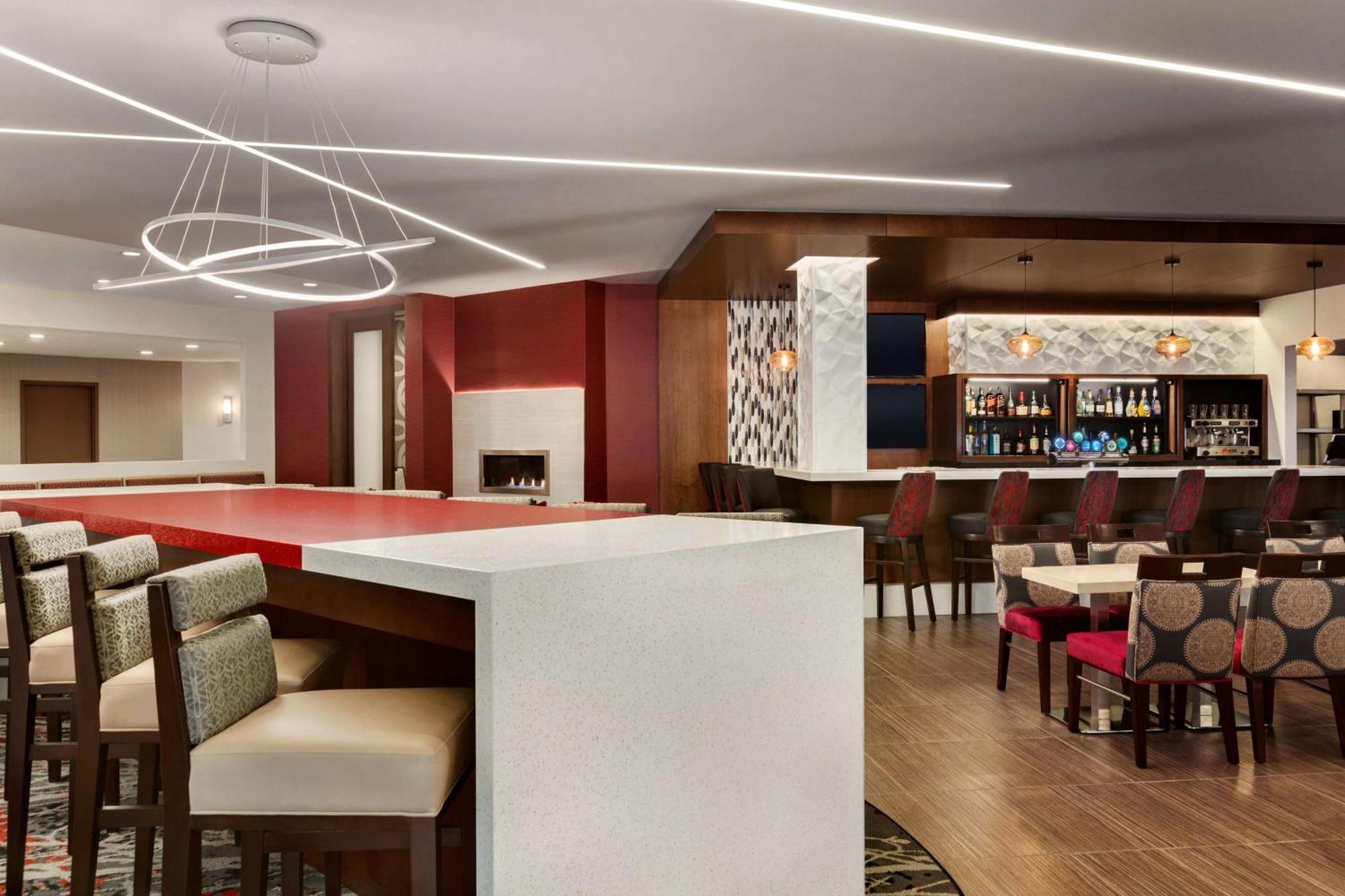 Doubletree By Hilton Hotel Toronto Airport West Mississauga Extérieur photo