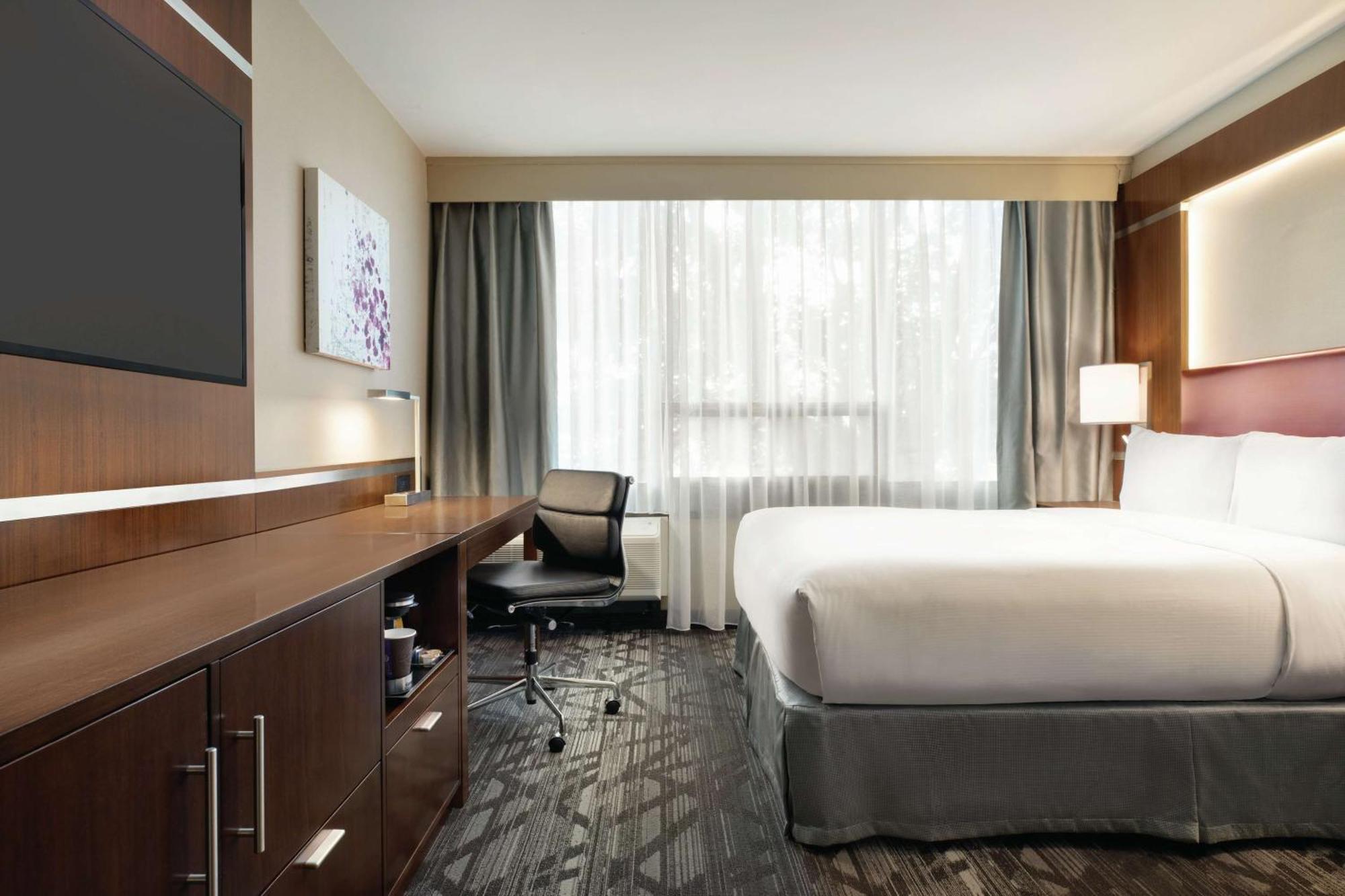 Doubletree By Hilton Hotel Toronto Airport West Mississauga Extérieur photo
