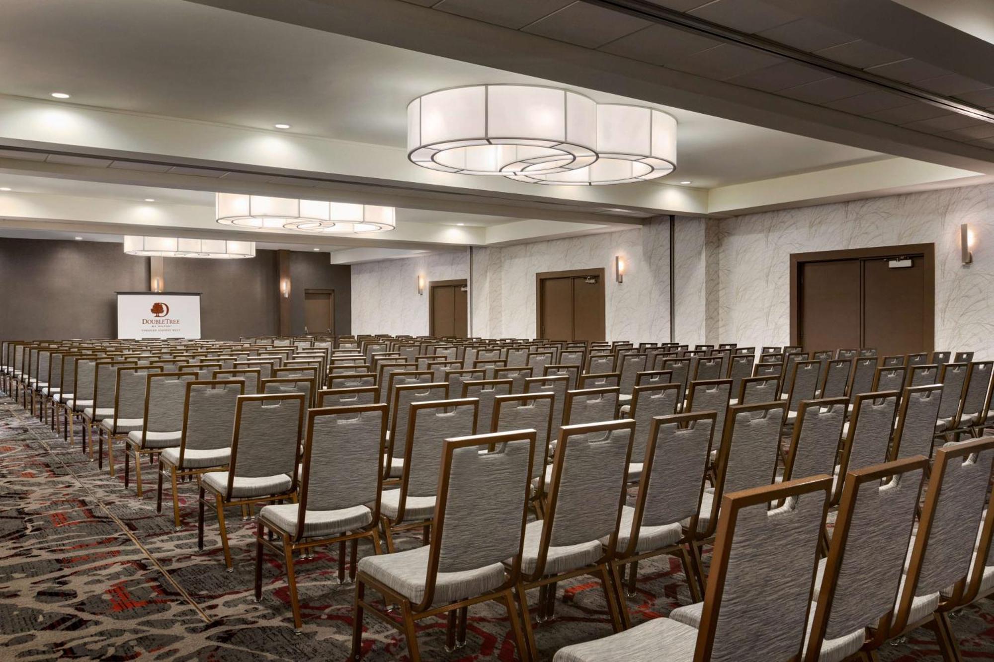 Doubletree By Hilton Hotel Toronto Airport West Mississauga Extérieur photo