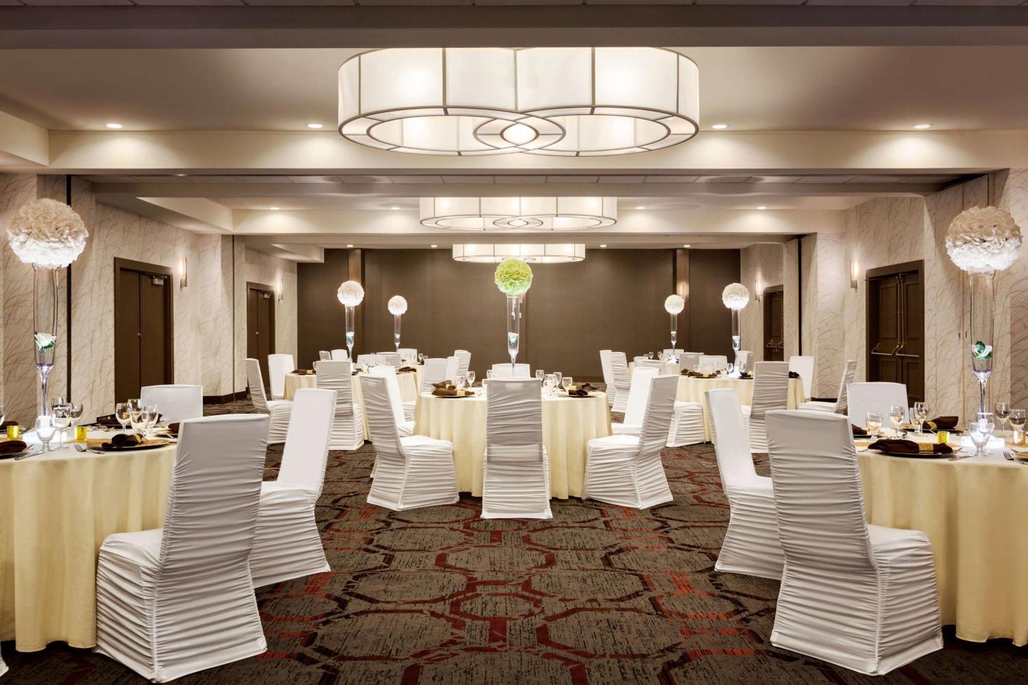 Doubletree By Hilton Hotel Toronto Airport West Mississauga Extérieur photo
