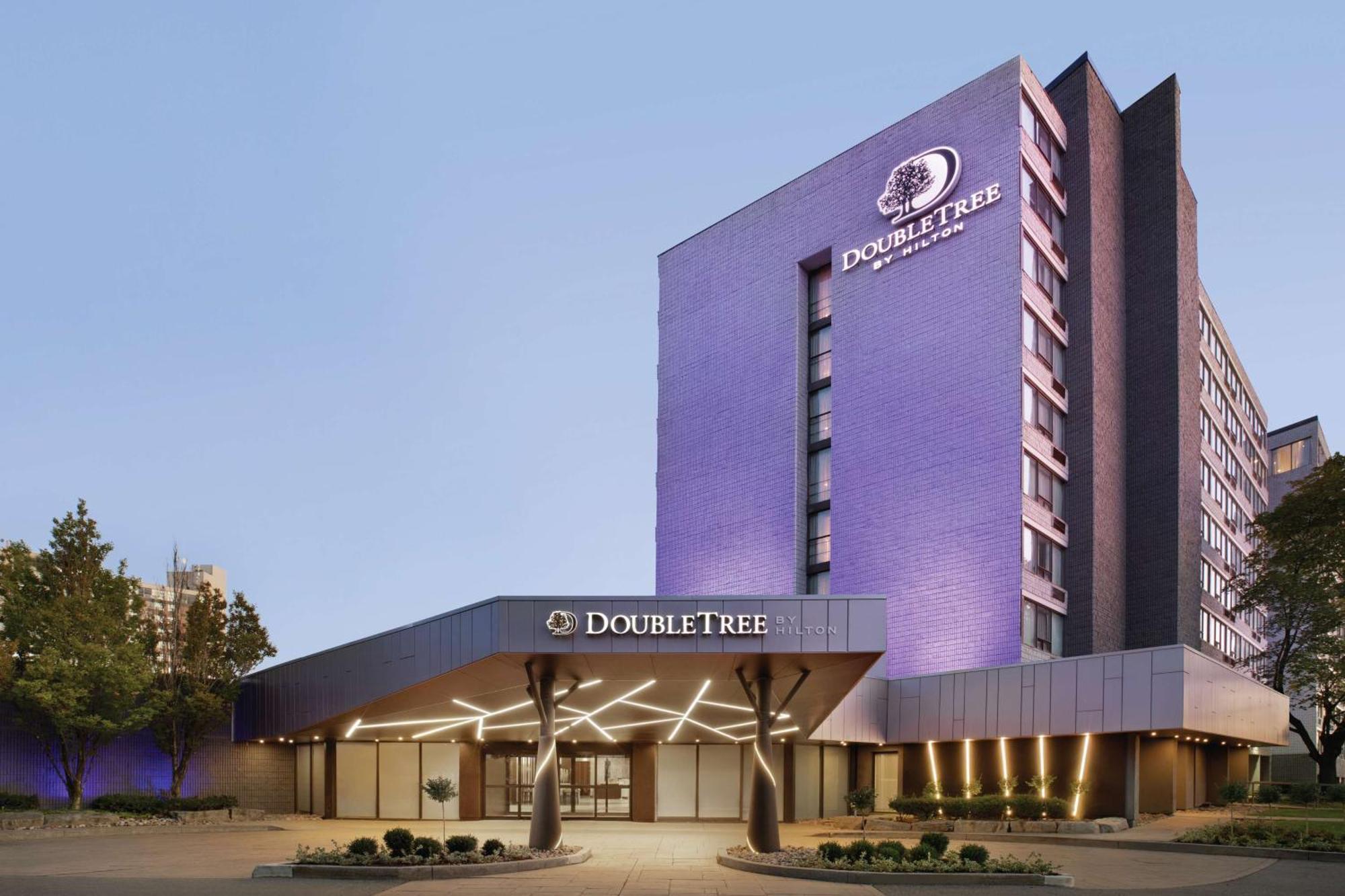Doubletree By Hilton Hotel Toronto Airport West Mississauga Extérieur photo
